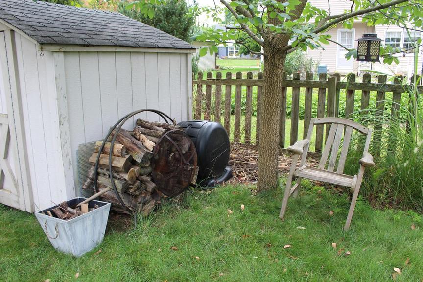 Auction Ohio Wood holder & more