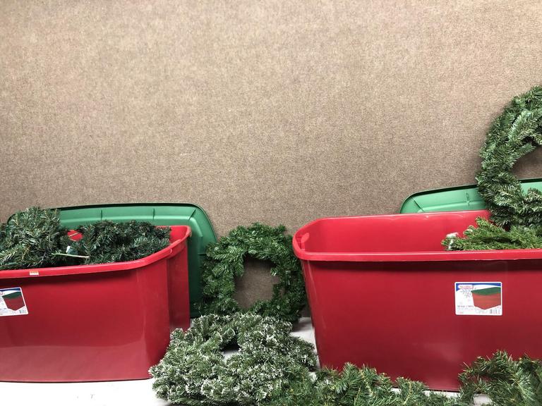 Auction Ohio Artificial Greenery