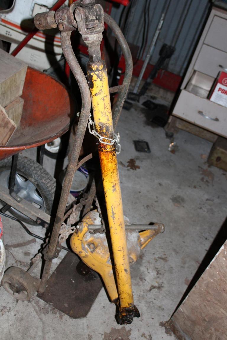 Auction Ohio Danuser Post Hole Digger Part