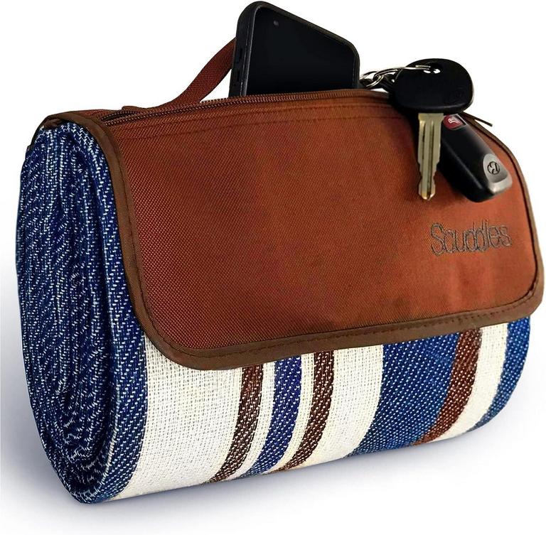 SCUDDLES PICNIC BLANKET