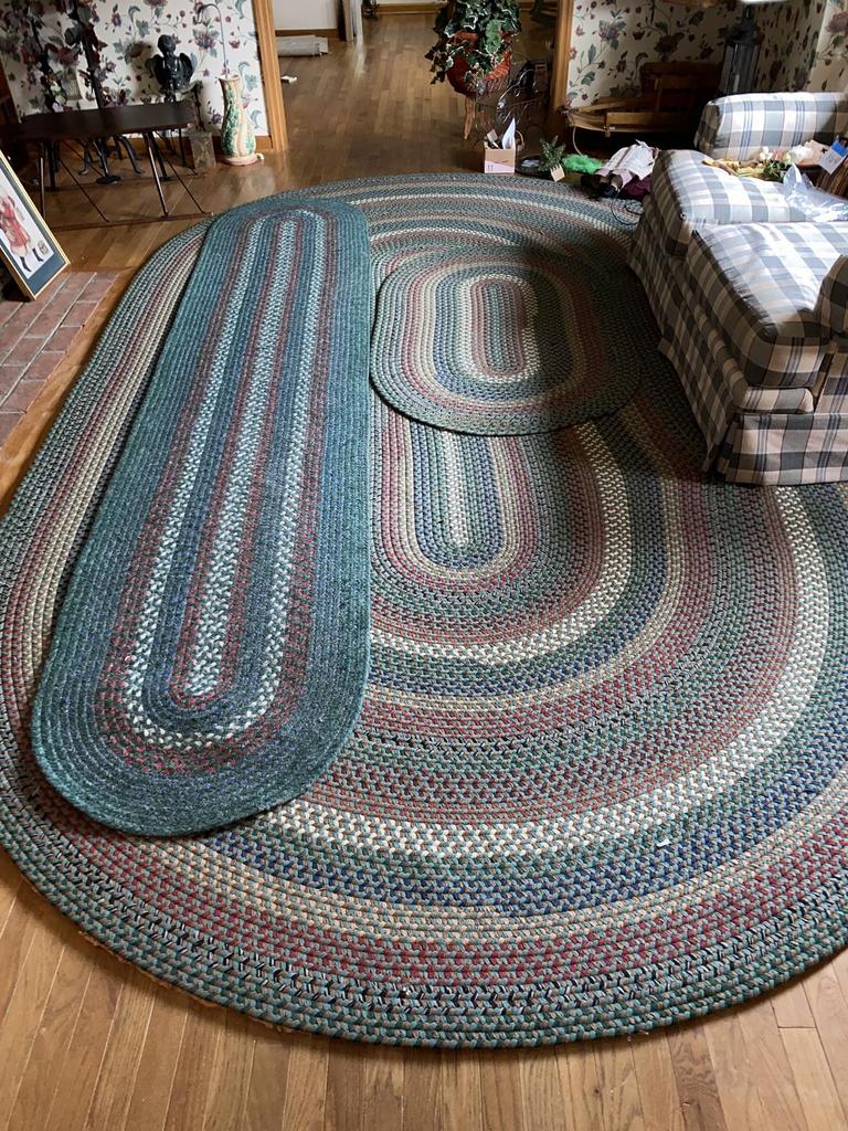 Auction Ohio Braided Rugs