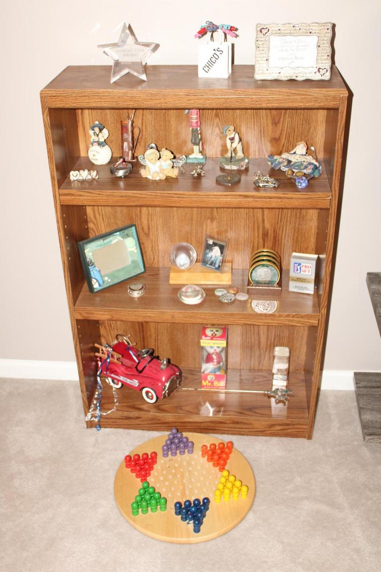 Auction Ohio Bookcase & Contents