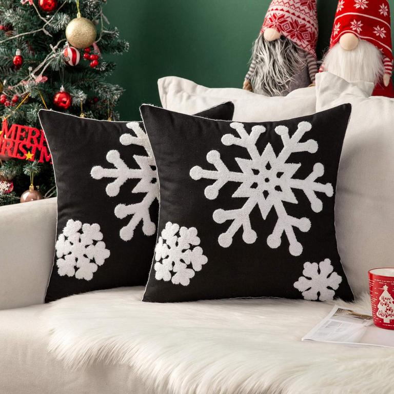 MIULEE SNOWFLAKE CUSHIONS