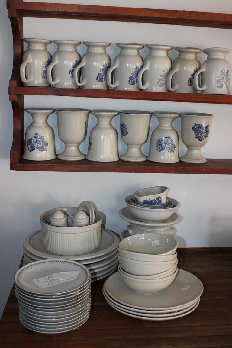 Auction Ohio Pfaltzgraff & Ikea Dishware