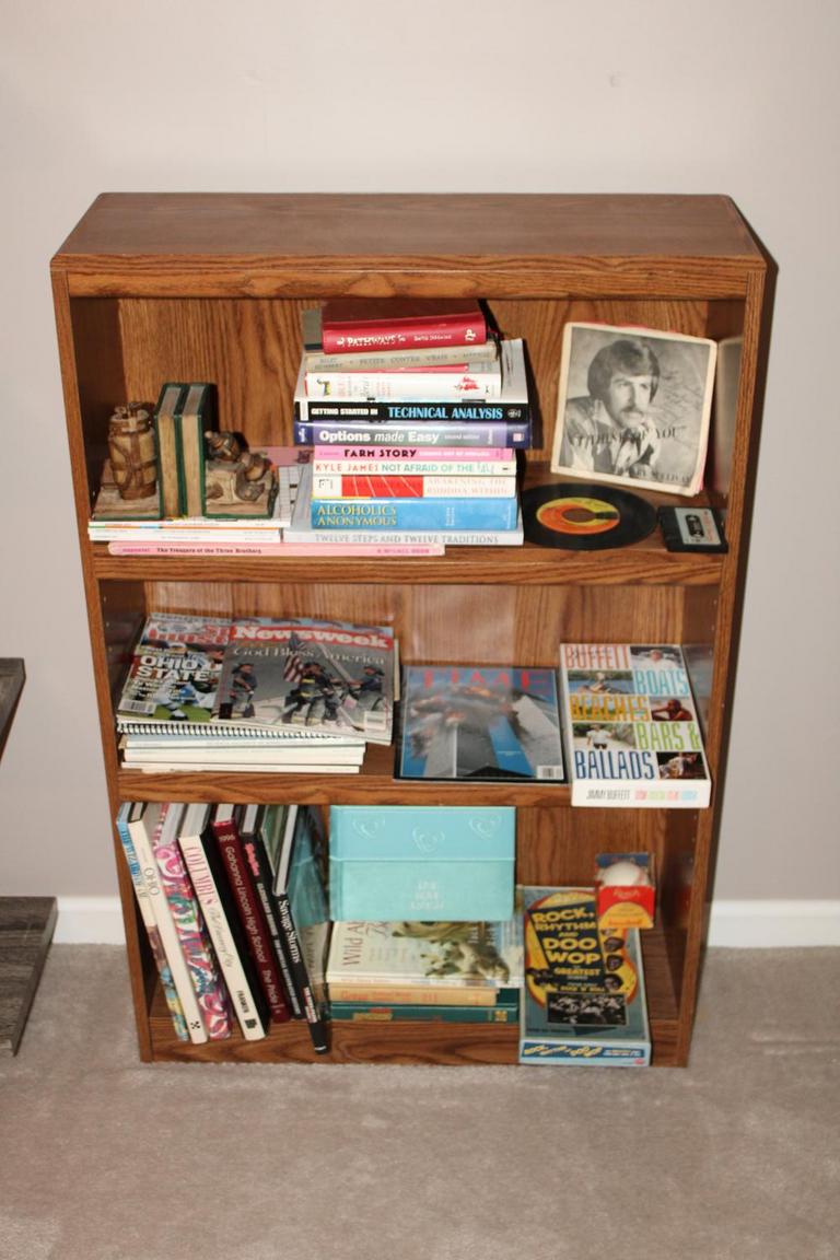 Auction Ohio Bookcase & Contents