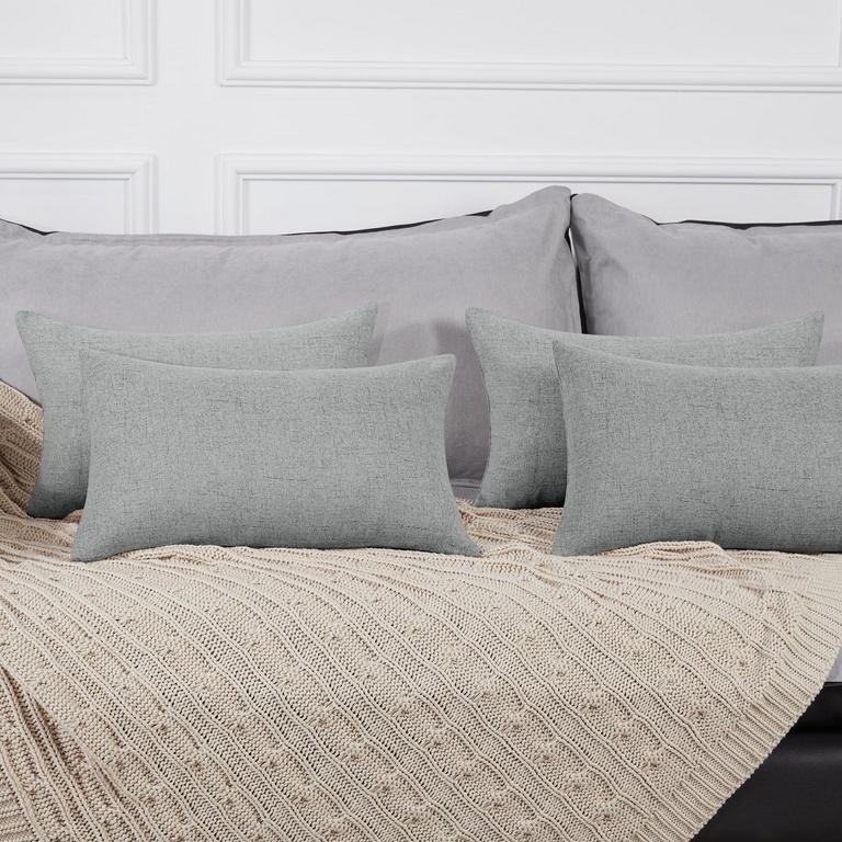 DECONOVO THROW PILLOW COVERS 12X20IN 4PK