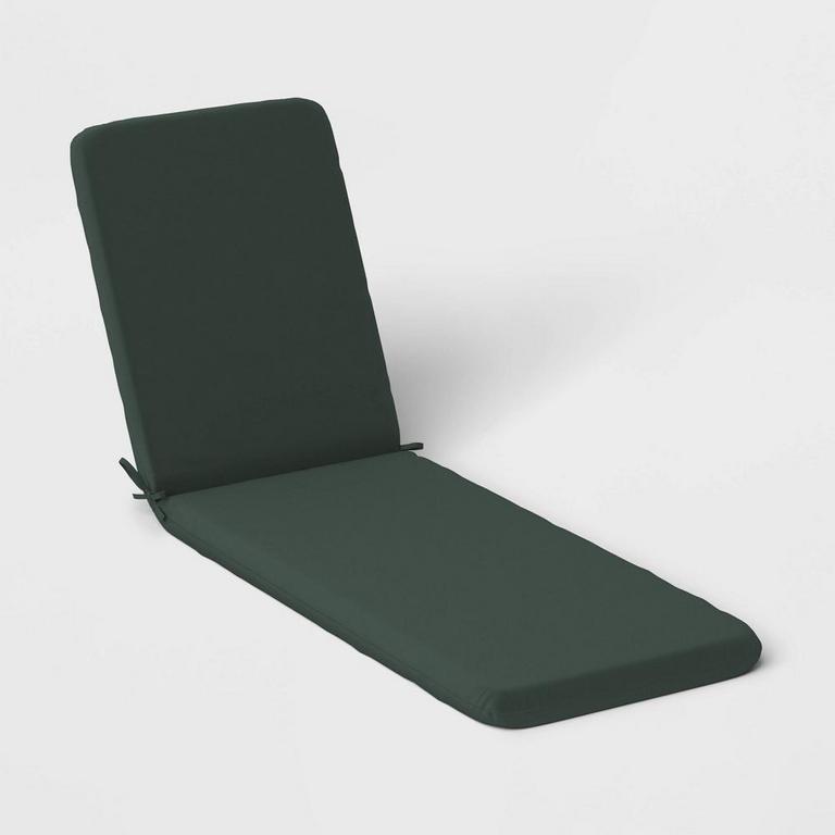 2 ROOM ESSENTIALS 78IN CUSHIONS