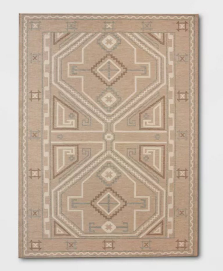 5X7 AREA RUG