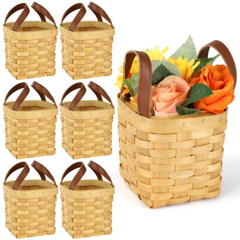 SMALL WICKER BASKETS