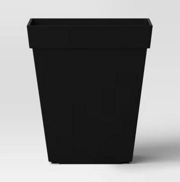 THRESHOLD MEDIUM PLANTER