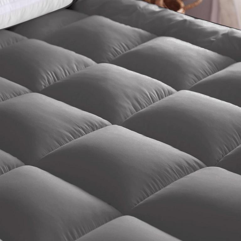 LOVOTE QUEEN MATTRESS TOPPER