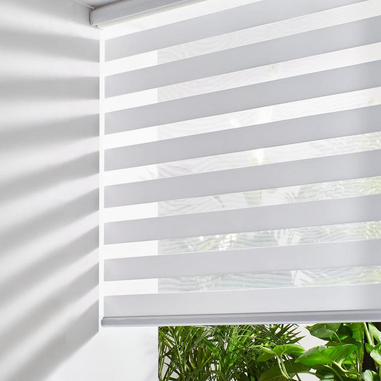 PERSILUX CORDLESS BLINDS 18IN X 64IN