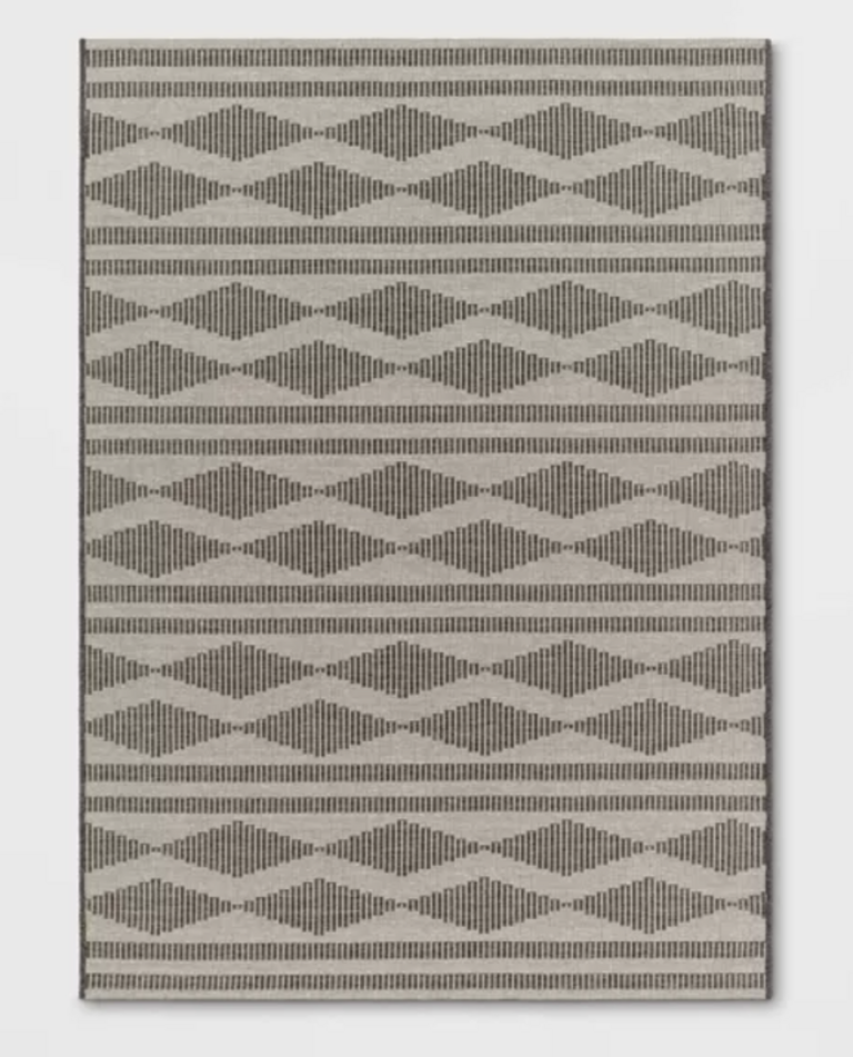 5X7 AREA RUG