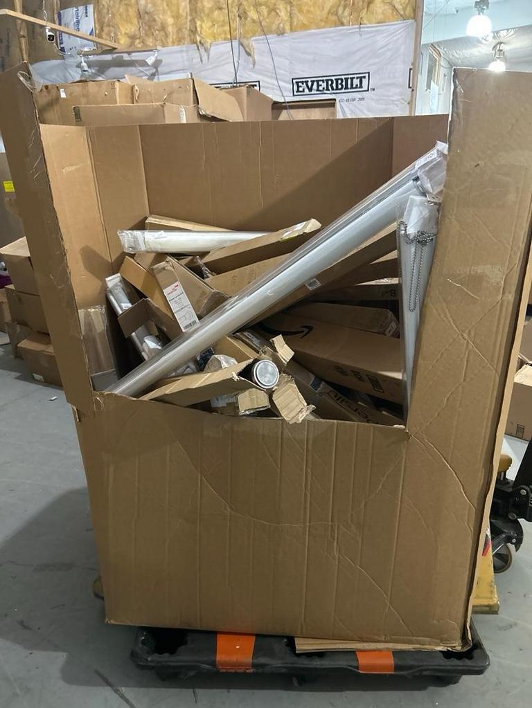 BULK LOT WINDOW TREATMENTS