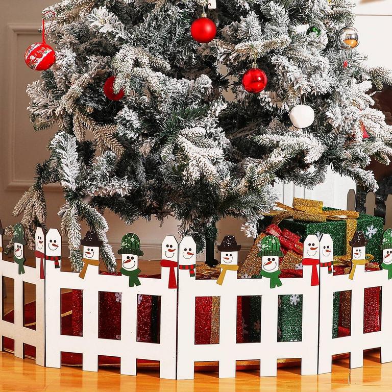 CHRISTMAS TREE FENCE