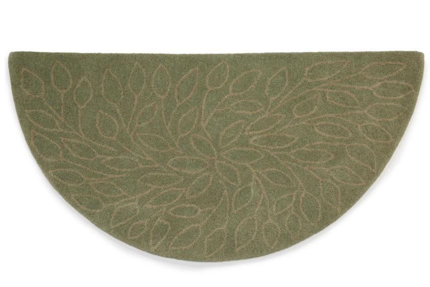 UNIFLAME LEAF RUG 44IN X 22IN