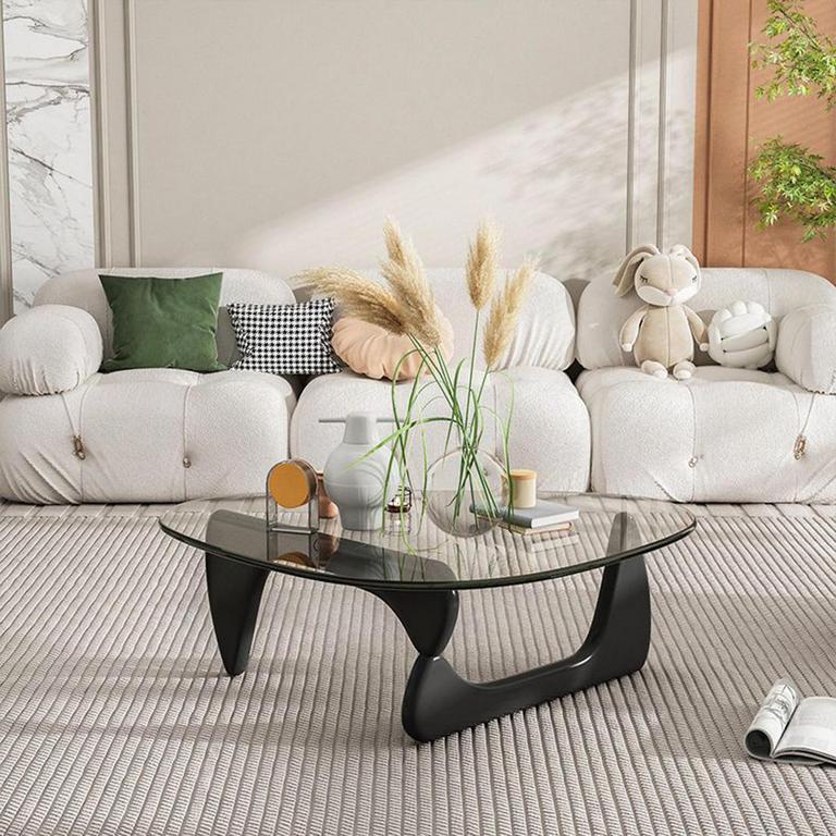 PRITIY TRIANGLE COFFEE TABLE