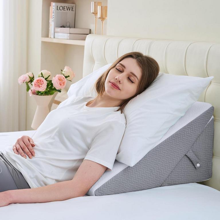 SASTTIE 12IN WEDGE PILLOW