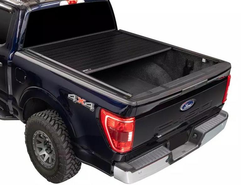 RETRAX TONNEAU COVER