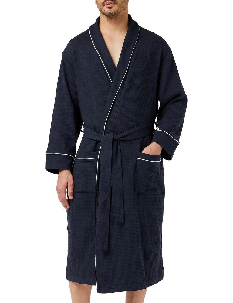 ESSENTIALS M-L ROBE