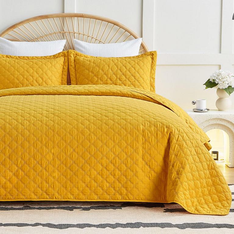 TEMPCORE QUEEN QUILT YELLOW