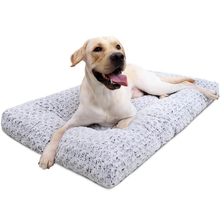 PLUSH DOG BED DELUXE