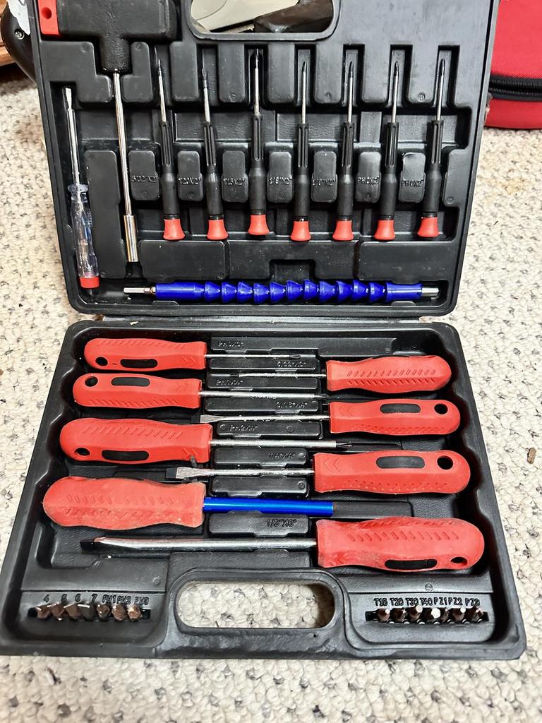 Pittsburgh screwdriver deals set 32 pc