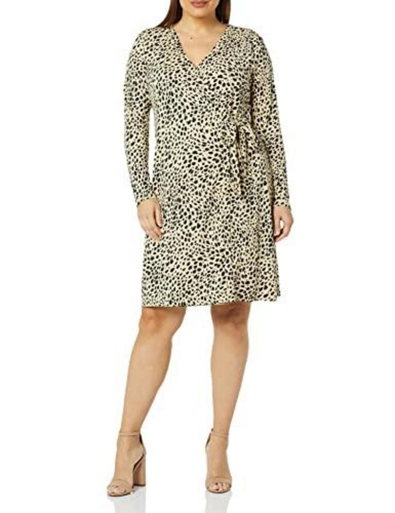ESSENTIALS WRAP DRESS L