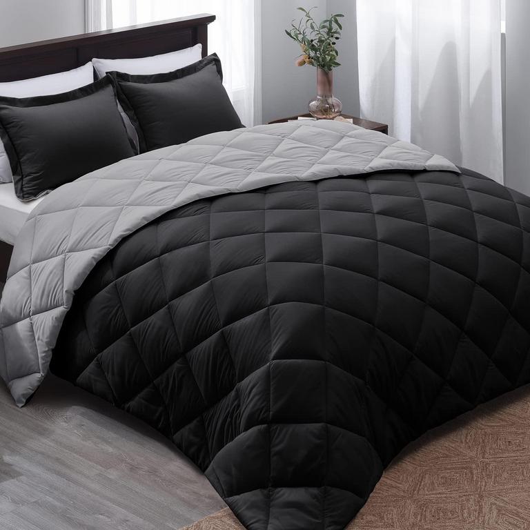 BASIC BEYOND QUEEN COMFORTER