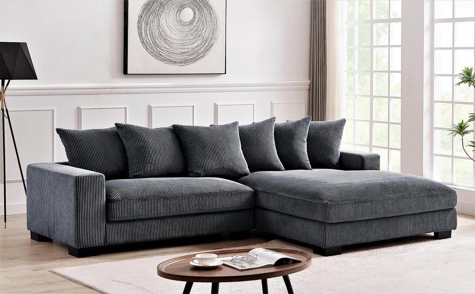 LUXE OVERSIZED COUCH