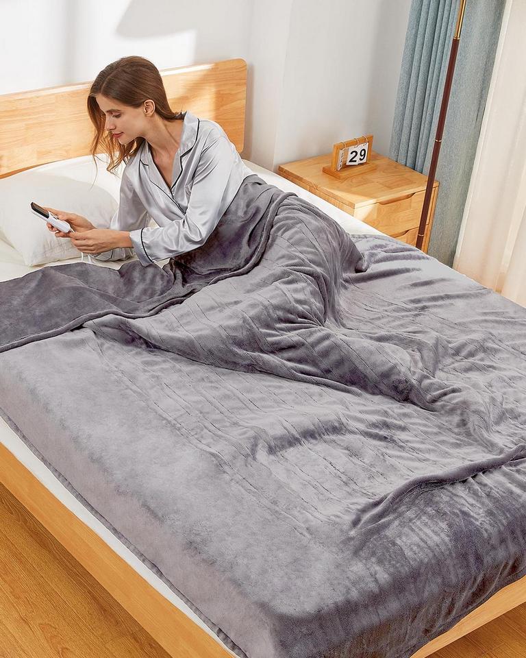FULL SIZE HEATED BLANKET