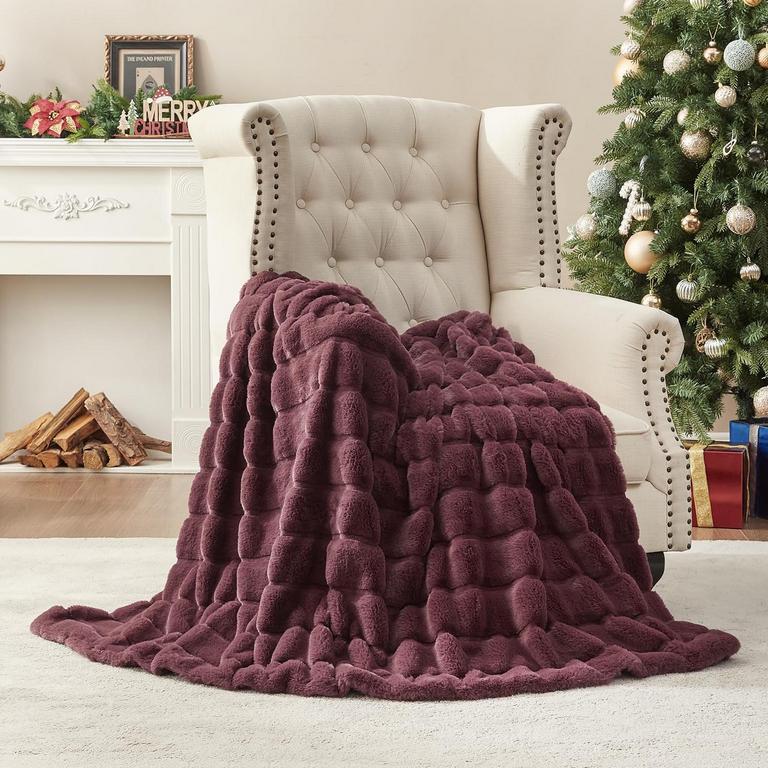COZY BLISS FAUX FUR THROW