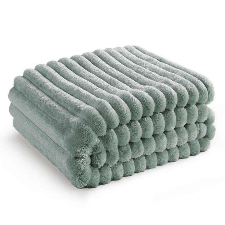 BEDSURE GREEN FLEECE BLANKET