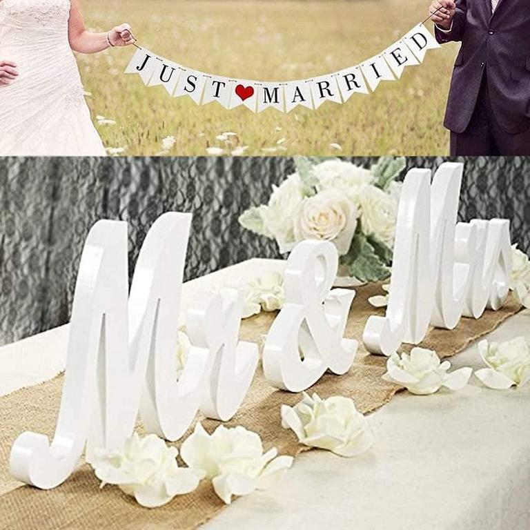LARGE MR & MRS WEDDING SIGN