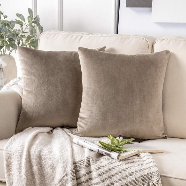 PHANTOSCOPE VELVET PILLOW COVERS