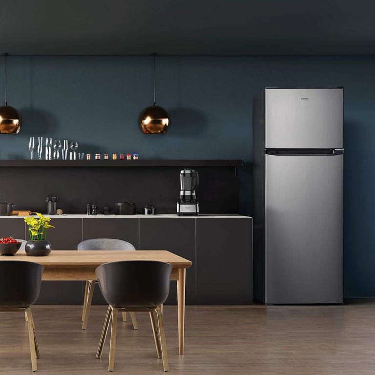 12 C.F. REFRIGERATOR / FREEZER