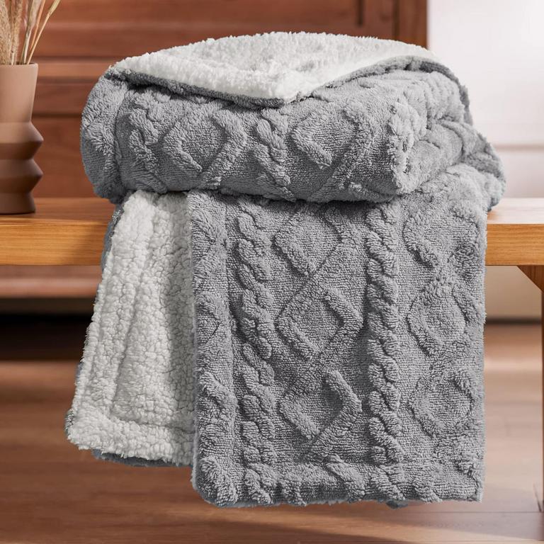 BEDSURE SHERPA THROW BLANKET