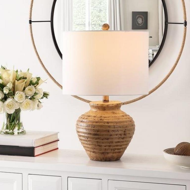 SAFAVIEH KAMRYN RESIN LAMP