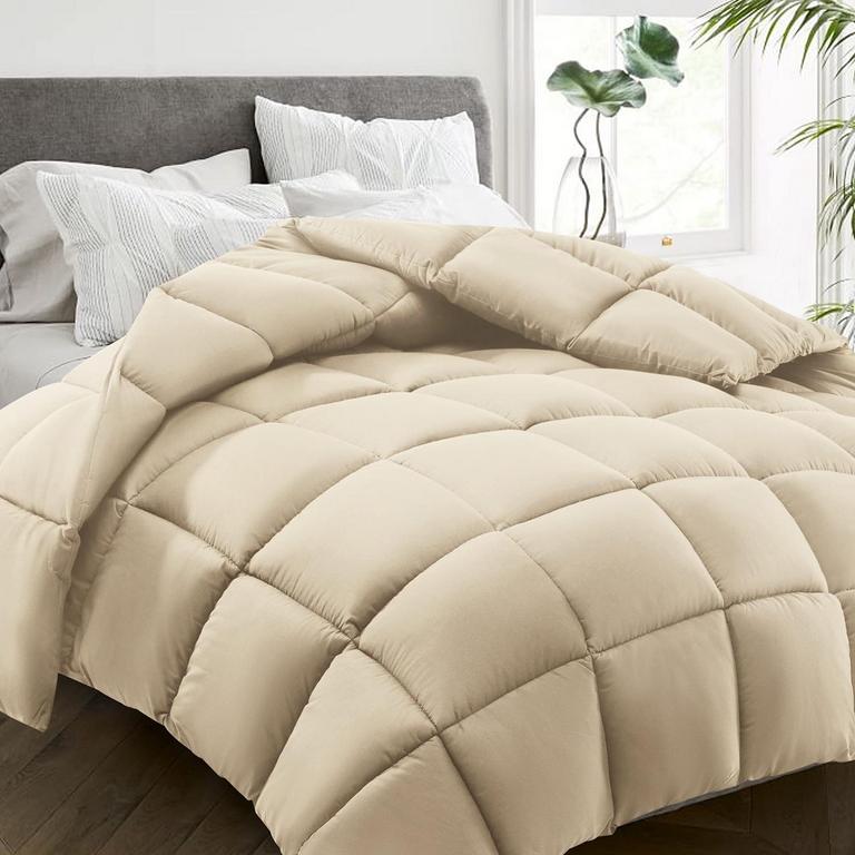 FULL SIZE BED COMFORTER