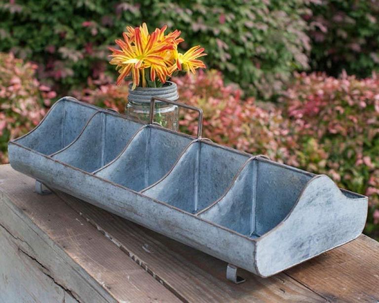 GALVANIZED STEEL GARDEN CADDY