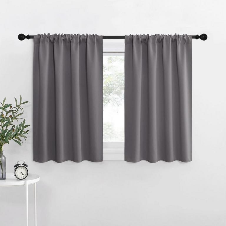 2 NICETOWN BLACKOUT CURTAINS 42"X36"