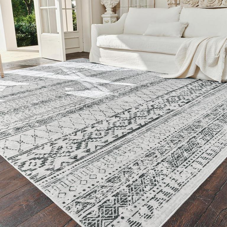 TCHDIO MOROCCAN AREA RUG