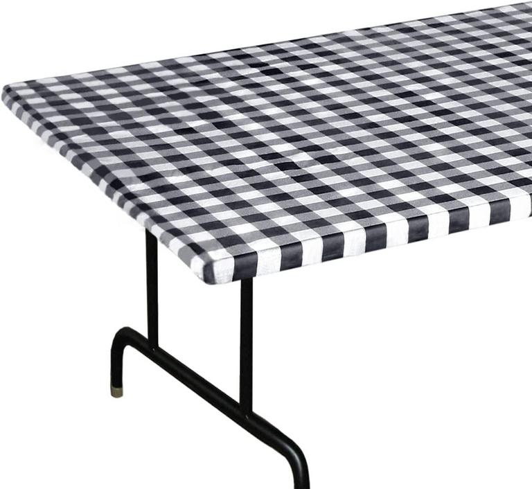 FITTED B&W PICNIC TABLE COVER