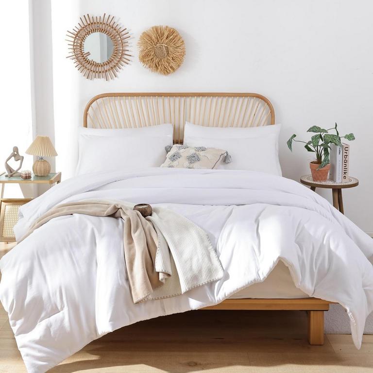 ROSGONIA QUEEN COMFORTER SET