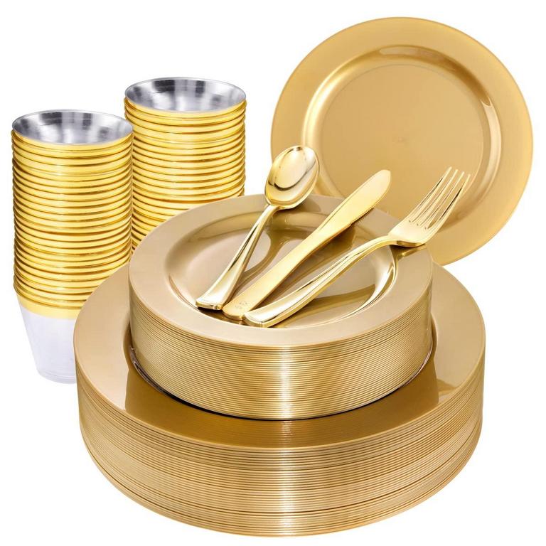 DAYAMMI GOLD PLASTIC DINNERWARE SET