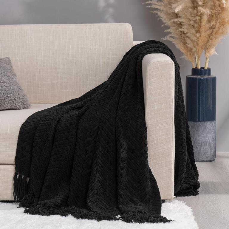 LARGE BLACK CHENILLE THROW