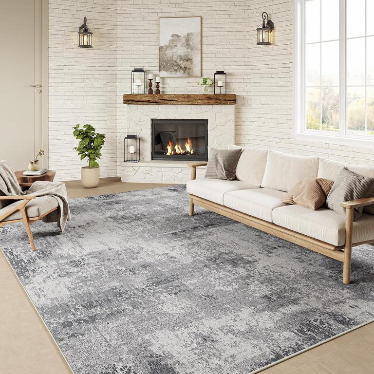 GREY WHITE AREA RUG 5'X7'