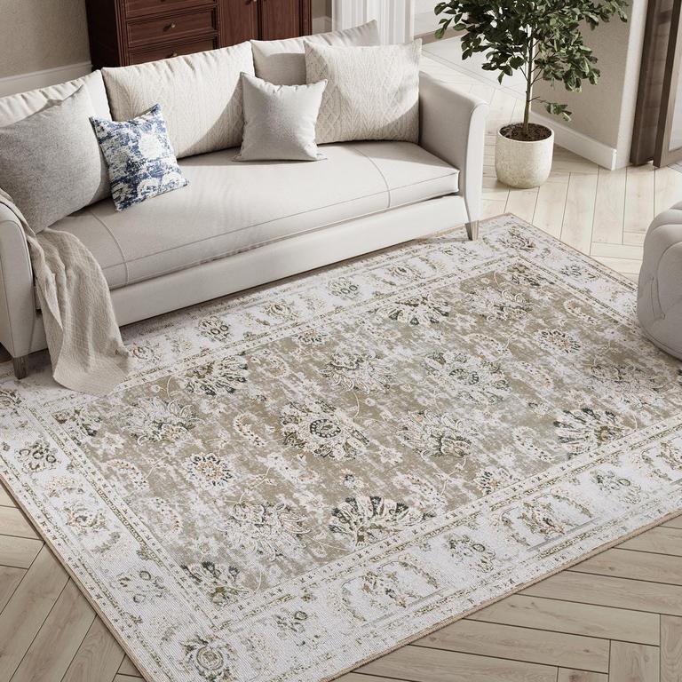 VINTAGE 4X6 BOHO RUG