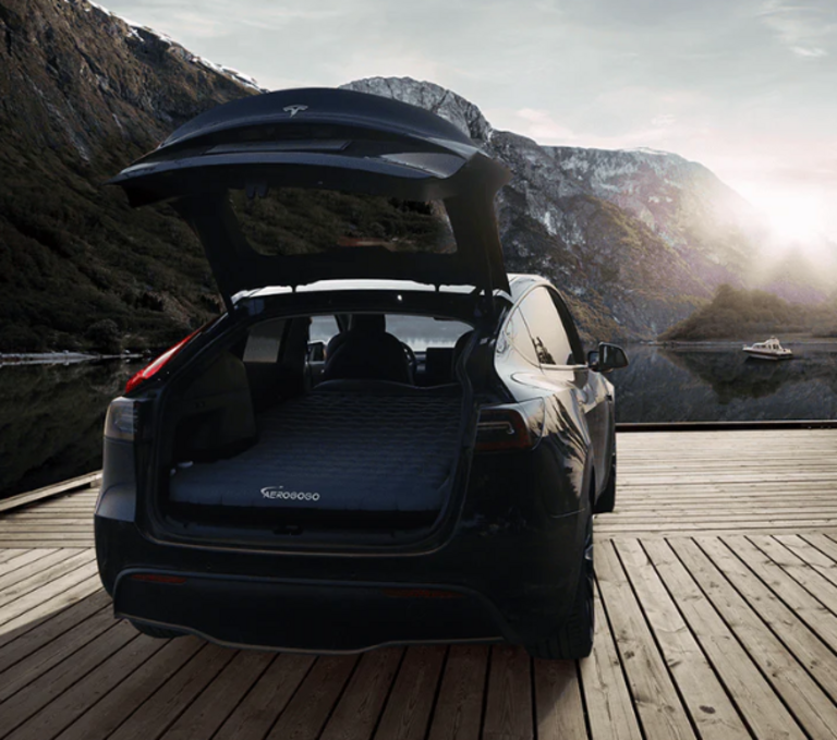 TESLA MODEL Y AIR MATTRESS
