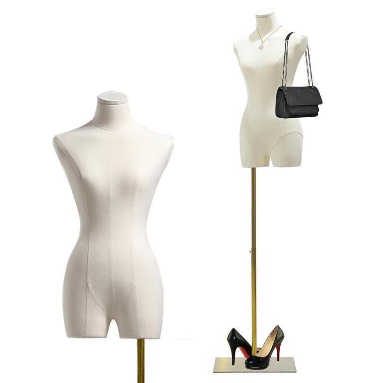 SLVUAFRN A FEMALE MANNEQUIN